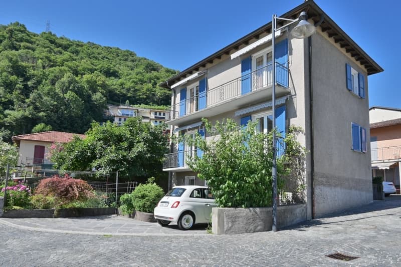 Casa bifamiliare nel Nucleo con grande potenziale (2)