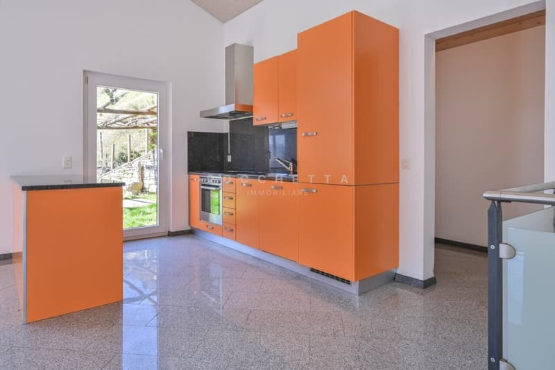 Casa unifamilare con tanto sole e fantastica vista nel verde (7)