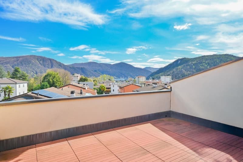 Grazioso appartamento duplex arredato con gusto e con grande terrazza (1)