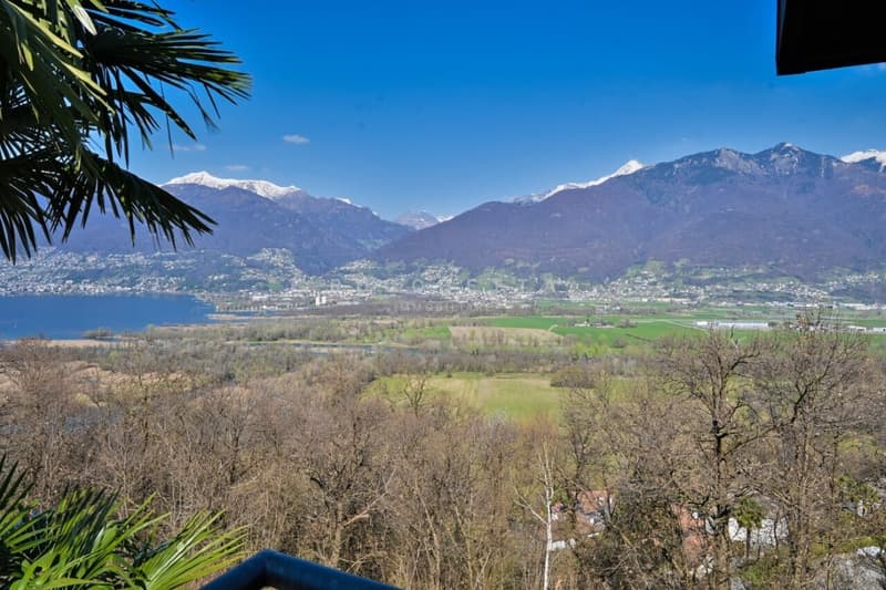 Bijou mediterraneo con giardino e vista sul Lago Maggiore (11)