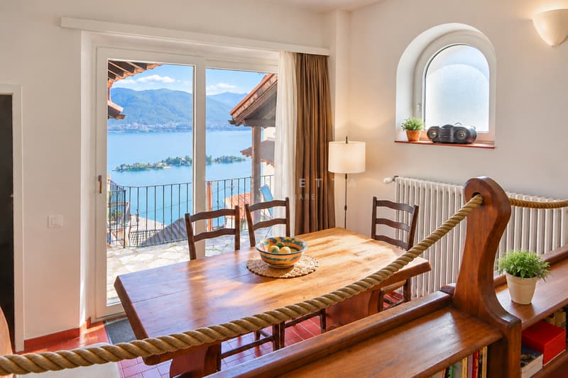 Appartamento al primo piano  / Wohnung 1. Stock  / First-floor apartment