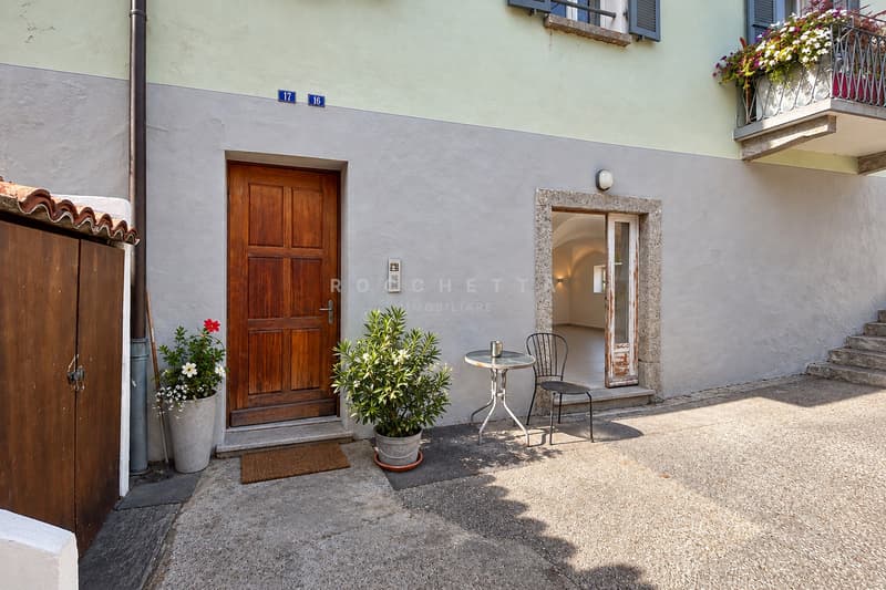 Bella casa bifamiliare sulle sponde del Lago Maggiore (11)
