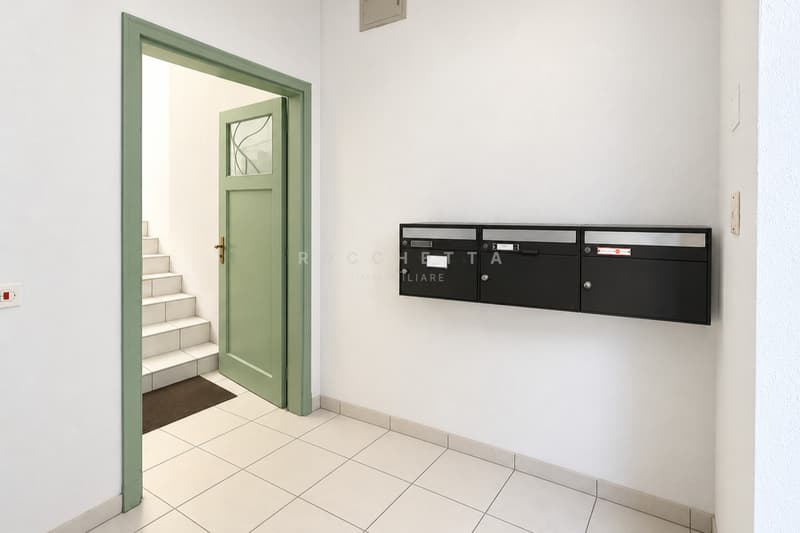 Bella casa bifamiliare sulle sponde del Lago Maggiore (13)
