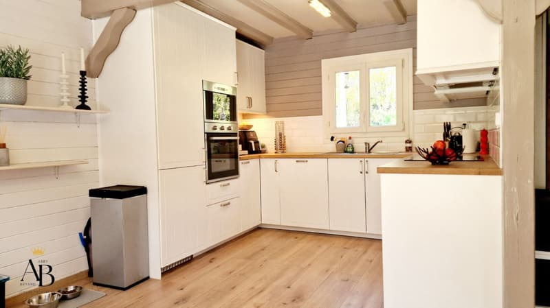 Exclusive: Chalet Chant des Oiseaux, Saint Cergue, Abby Bryand Real Estate (7)
