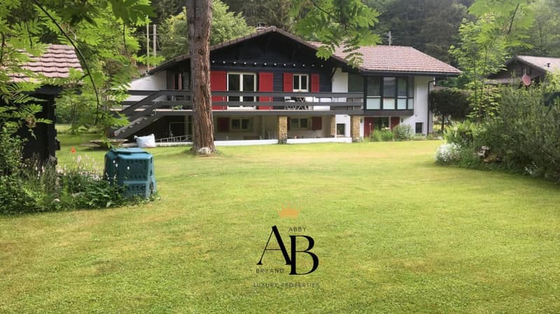 Exclusive: Chalet Chant des Oiseaux, Saint Cergue, Abby Bryand Real Estate (1)