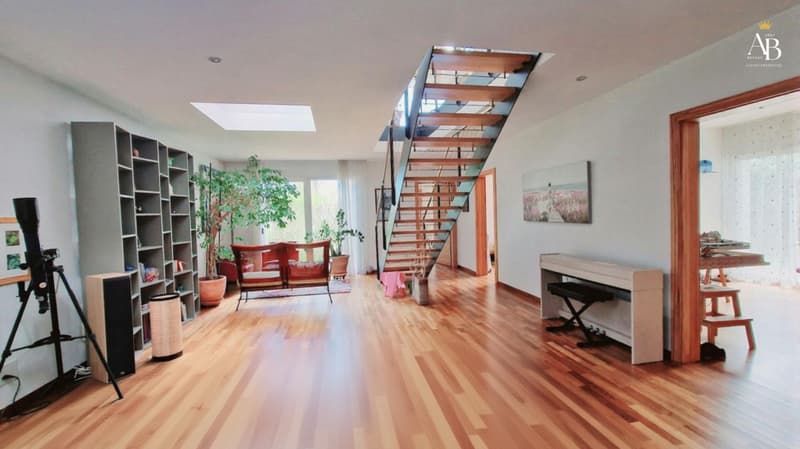 Exclusive: Lake view Villa, beautiful individual Villa in Arzier-Le-Muids (6)
