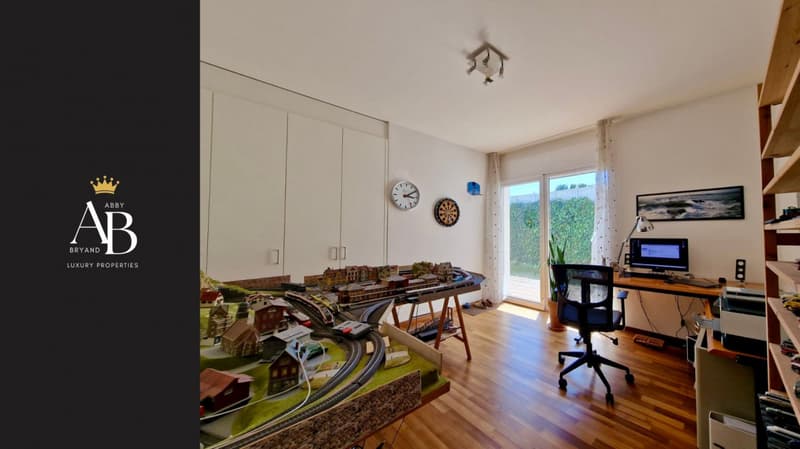 Exclusive: Lake view Villa, beautiful individual Villa in Arzier-Le-Muids (9)