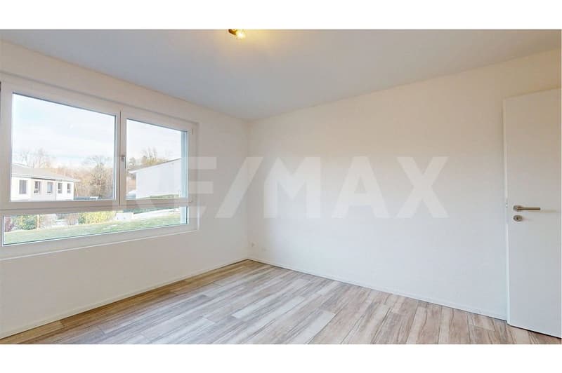 Magnificent 3.5 rooms of 100 m2, 15 minutes from the center of Fribourg / RE/MAX exclusivity (5)