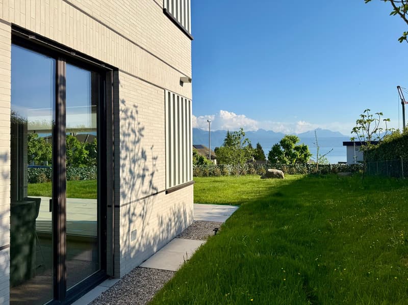 Wohnung mit 4,5 Zimmern und Blick auf den See und die Berge in Pully (2)