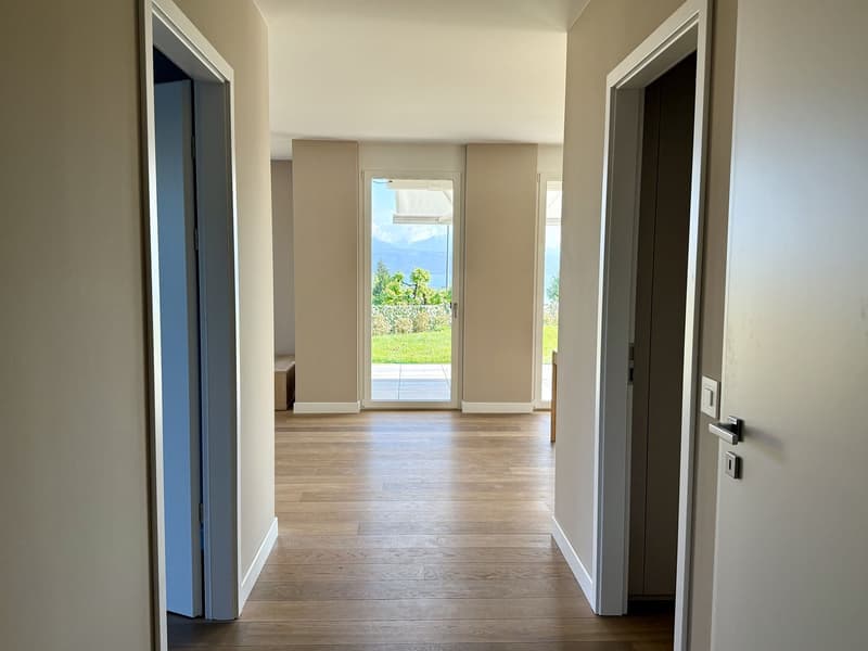 Wohnung mit 4,5 Zimmern und Blick auf den See und die Berge in Pully (6)