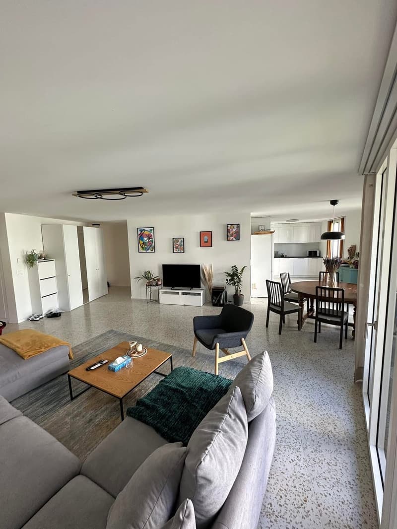 Appartement lumineux de 4.5 pièces avec balcon à Lausanne (3)