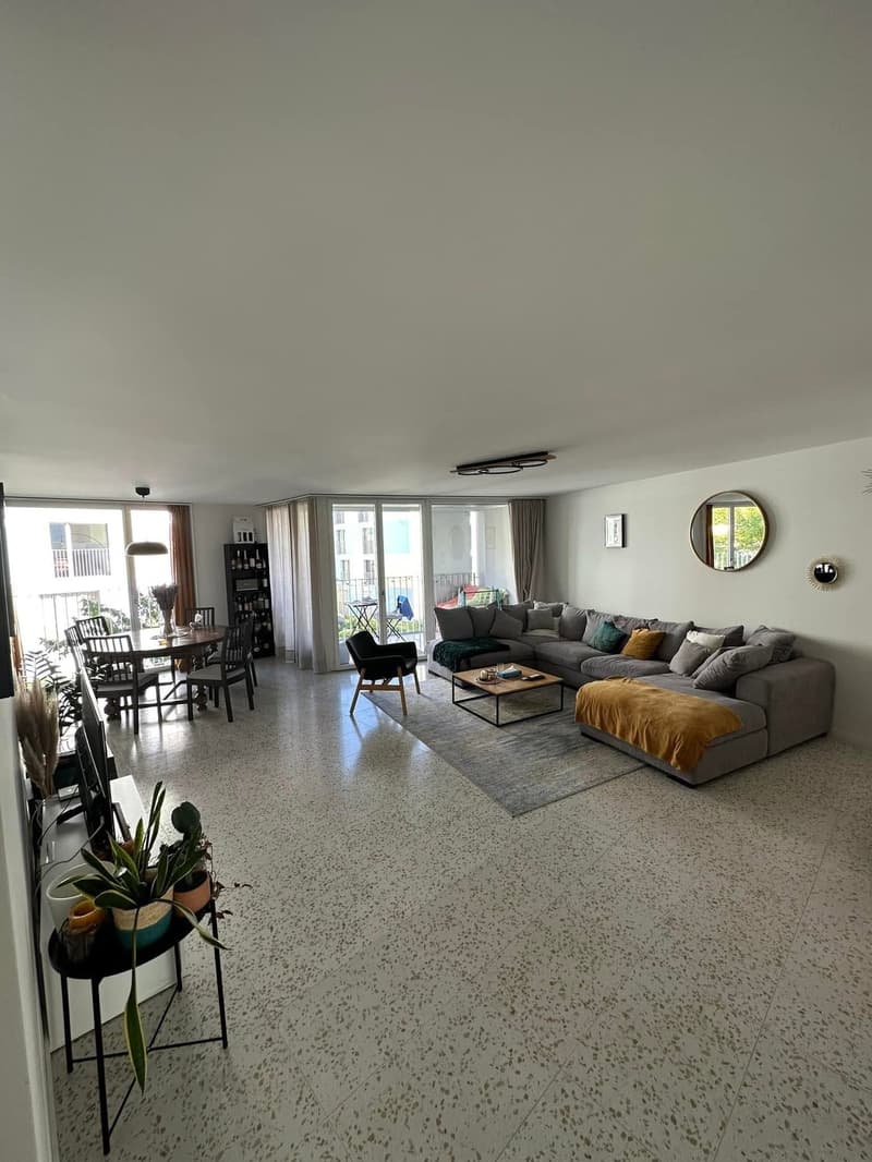 Appartement lumineux de 4.5 pièces avec balcon à Lausanne (2)