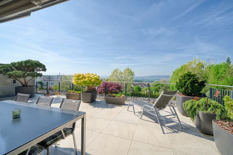 Una casa dei sogni con molto spazio e una vista panoramica fantastica (2)