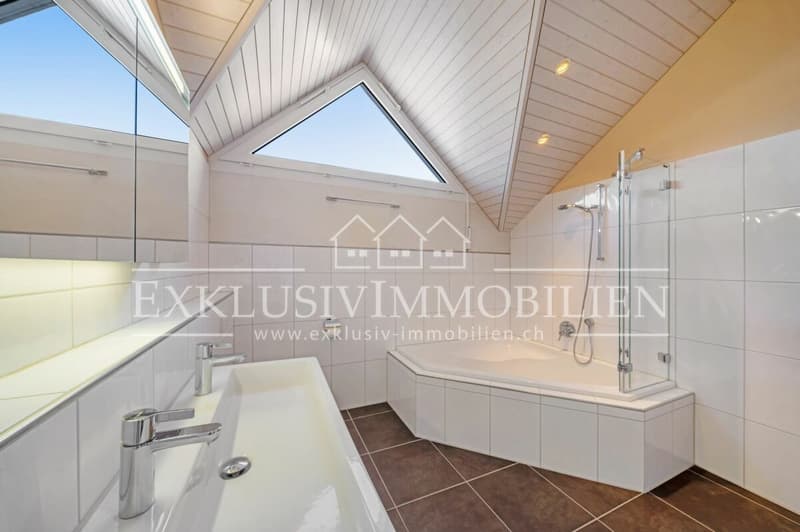 Charming single-family house with spacious outdoor area in sunny location (7)