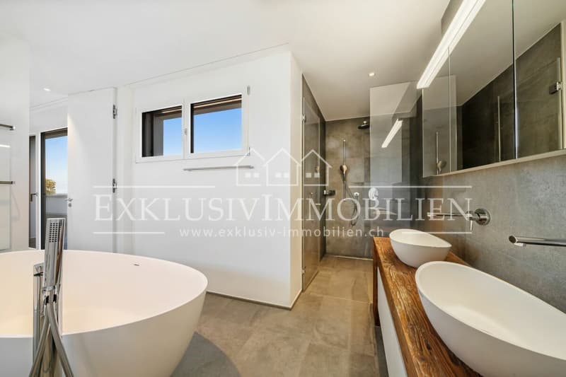 Luxurious living experience with panoramic lake view - A true dream (7)