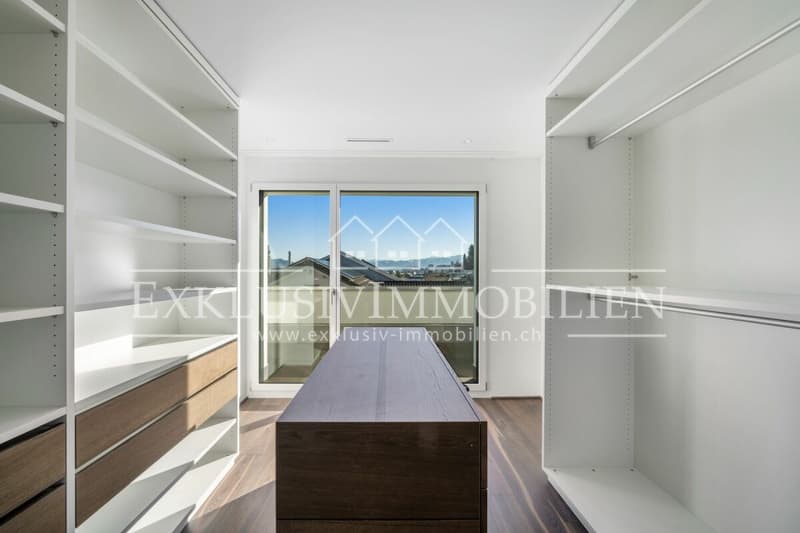 Luxurious living experience with panoramic lake view - A true dream (5)