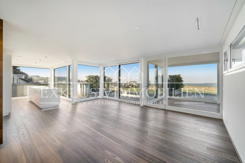 Luxurious living experience with panoramic lake view - A true dream (2)