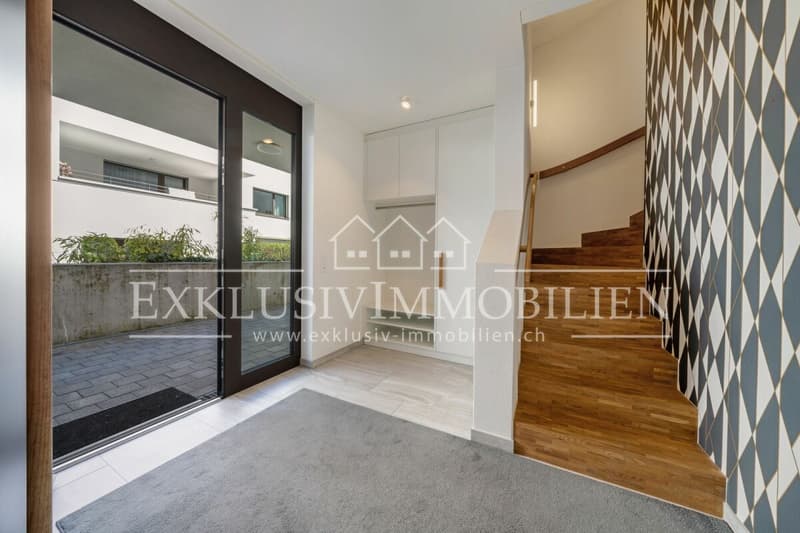 Modern, exclusive dream house in a premium location with breathtaking lake views (2)