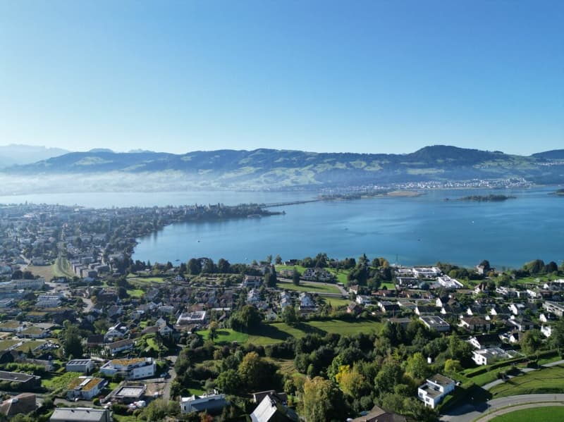 Wohnen im Paradies - Baulandparzellen an bester Lage in Jona (1)