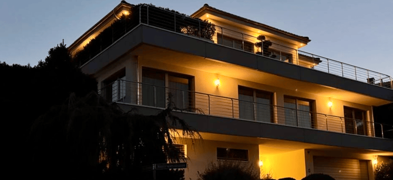 LUXURY LIVING – PANORAMA-VILLA AN BESTLAGE – FERIENSTIMMUNG PUR AM REBBERG (1)
