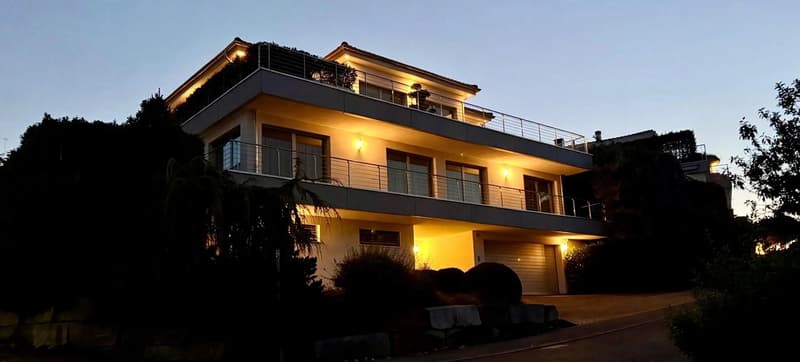 LUXURY LIVING – PANORAMA-VILLA AN BESTLAGE – FERIENSTIMMUNG PUR AM REBBERG (5)