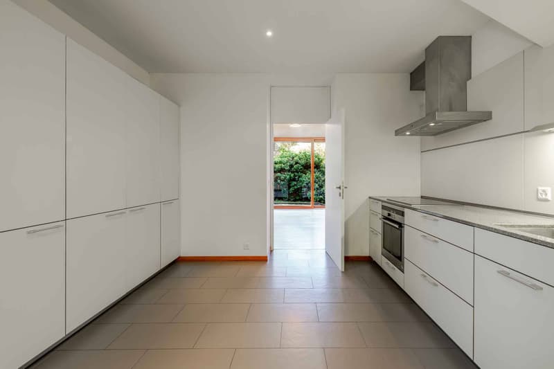 Villa contemporaine au cur de Cologny (3)