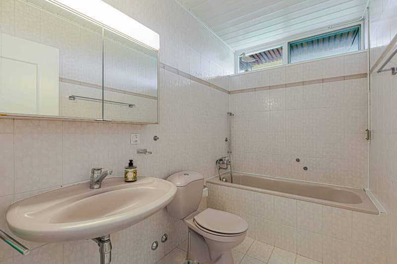 HELLE 4-ZIMMER-WOHNUNG (10)