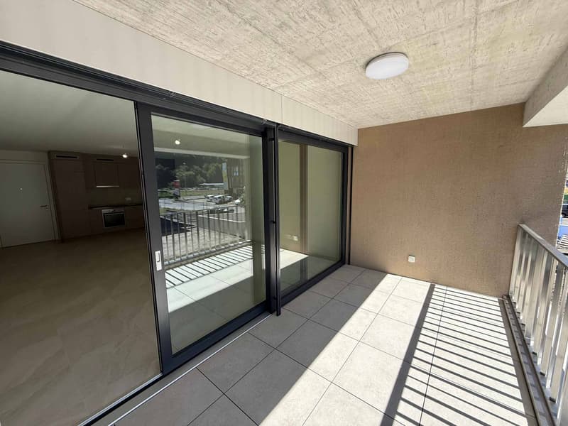 À louer - Magnifique 2.5 pièces neuf avec terrasse (2)