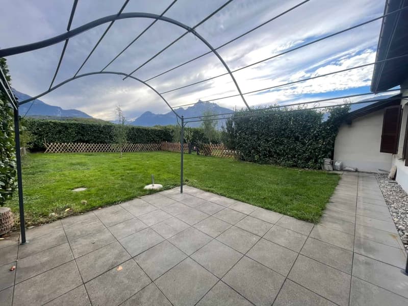 Charmant 3.5 pièces avec terrasse/jardin (1)