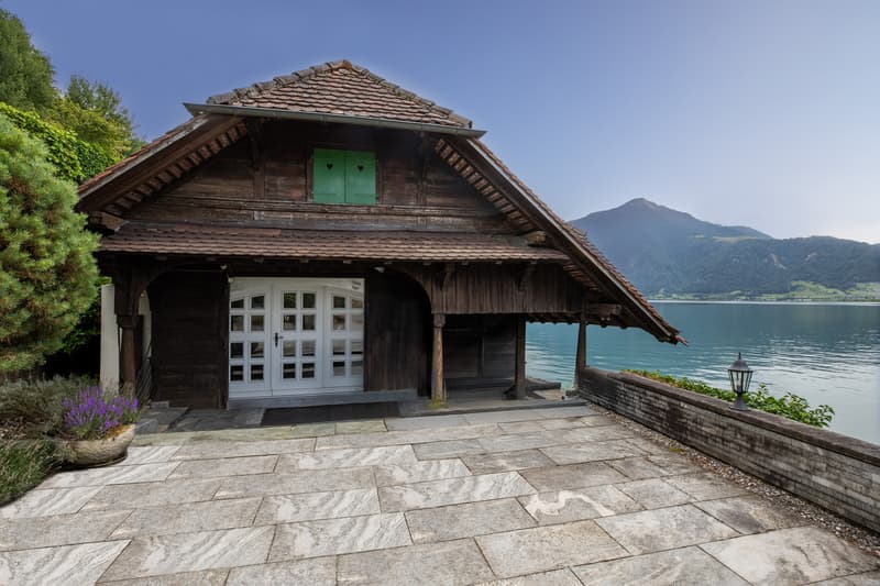 THE LAKESIDE PROPERTY (8)