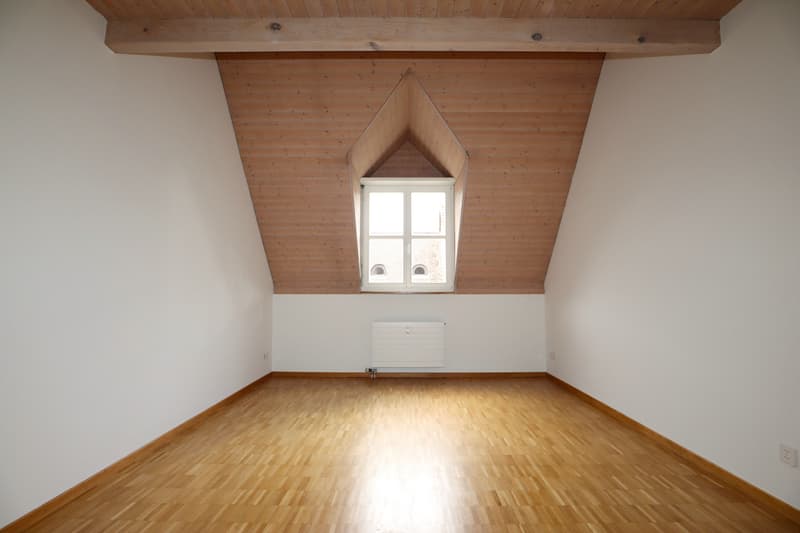 Schlafzimmer_1__3.OG.jpg