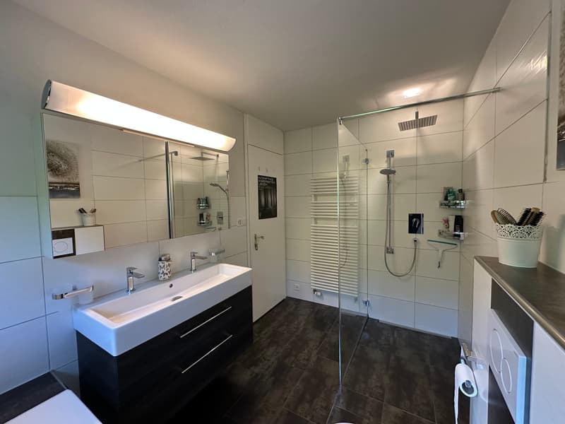 Badezimmer EG