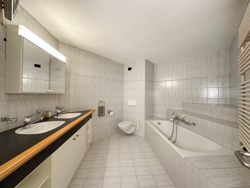 Generous living comfort with charm near the lake (10)
