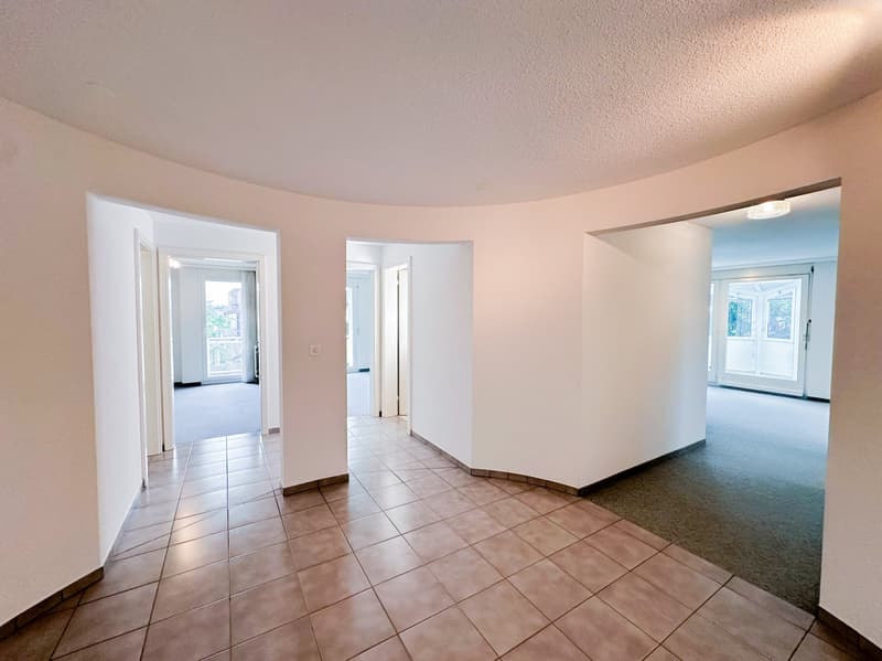 Generous living comfort with charm near the lake (7)