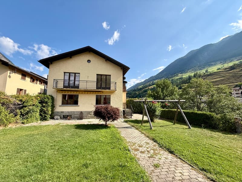 Magnifique maison villageoise avec grand jardin au cœur d'Orsières (13)