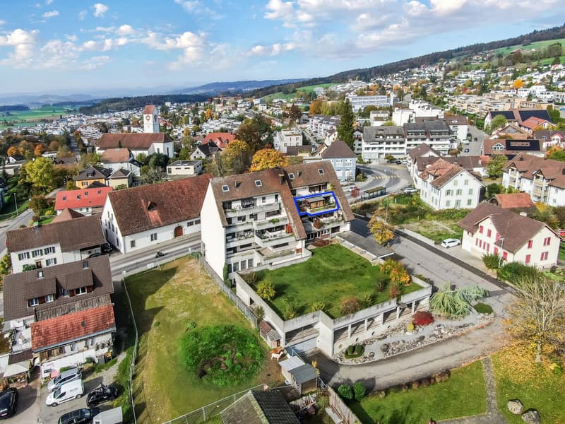 Charmante 3.5-Zimmer-Wohnung mit Terrasse in Oberrohrdorf (1)