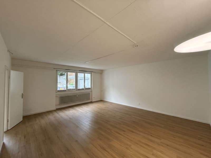 Büro-/Gewerbefläche an zentraler Lage in Basel mit Parkplatz zu vermieten (2)