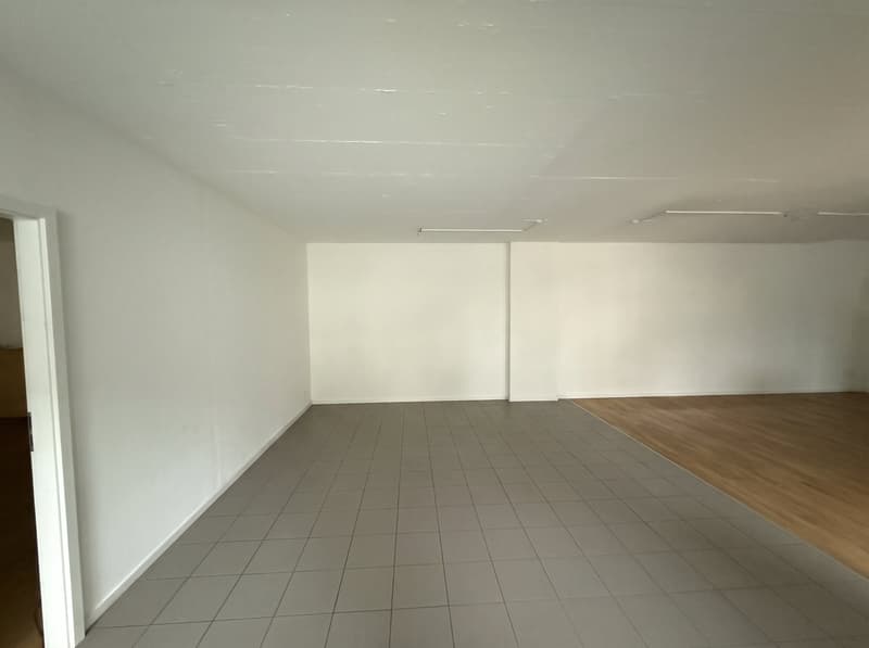 Büro-/Gewerbefläche an zentraler Lage in Basel mit Parkplatz zu vermieten (5)