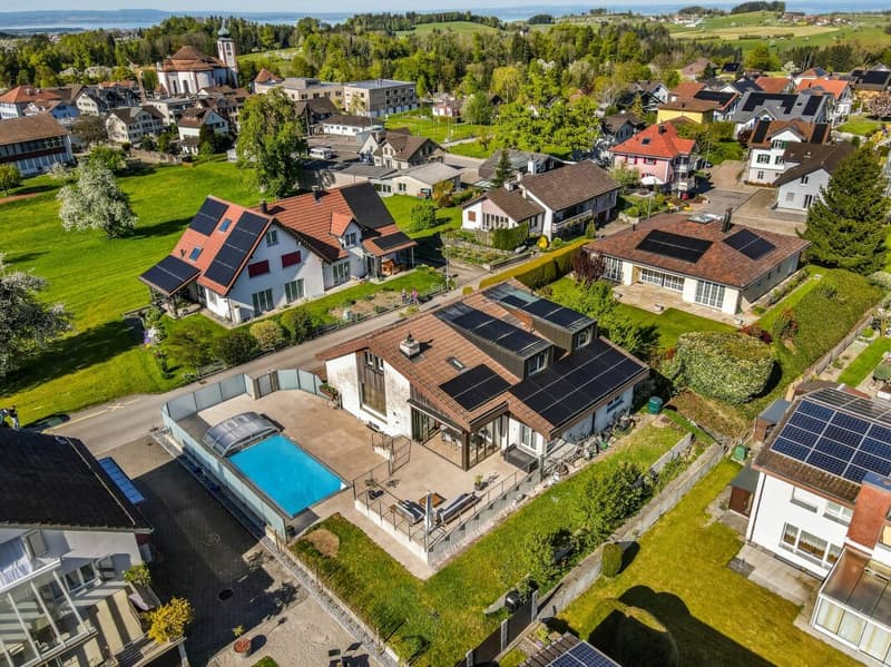 Spacious living: 8.5-room single-family house in Bernhardzell (9)