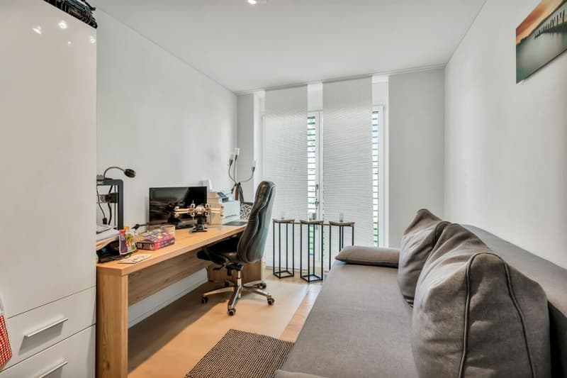 Wohnen am Zürichsee: Moderne Gartenwohnung mit viel Licht (26)