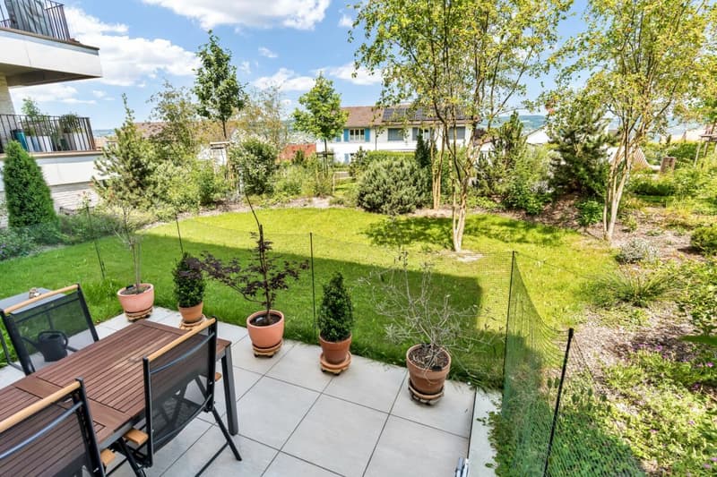 Wohnen am Zürichsee: Moderne Gartenwohnung mit viel Licht (7)
