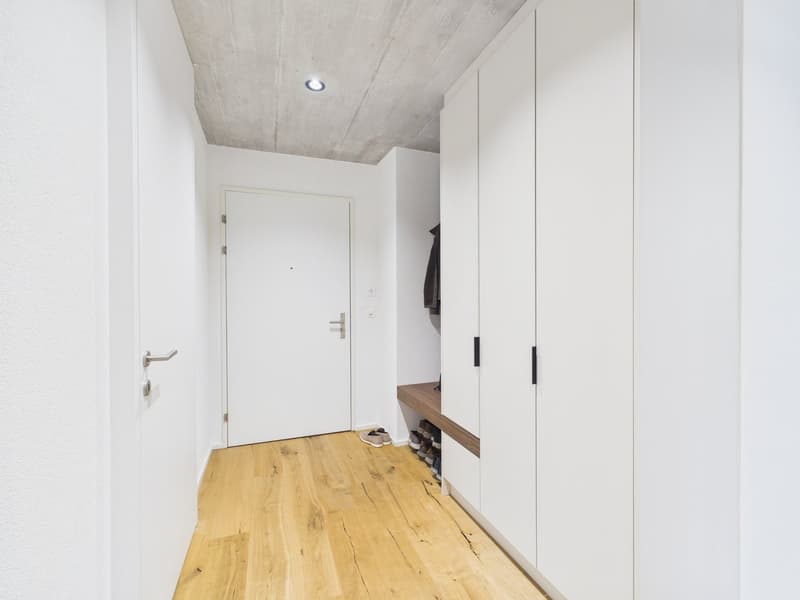 Moderne 4.5-Zimmer-Wohnung im Neubau in Glarus (13)