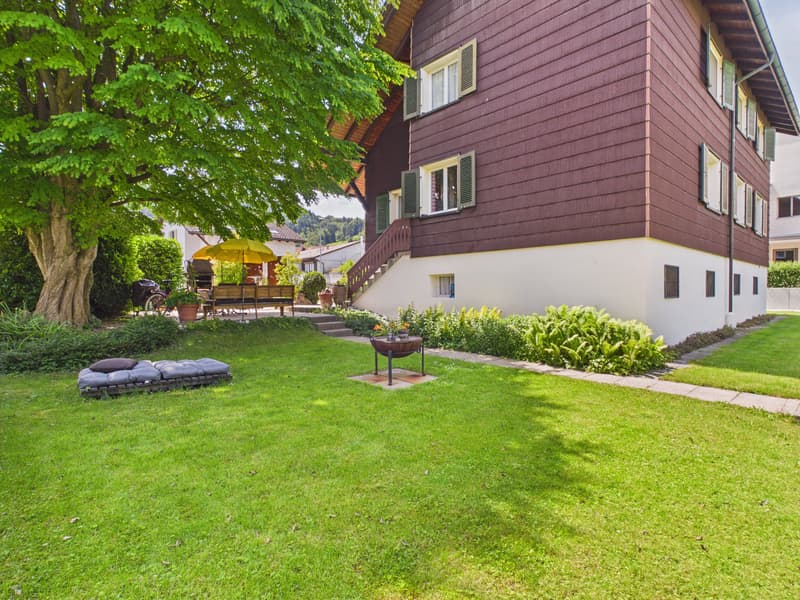 Maison à deux familles attrayante en centre-ville (3)
