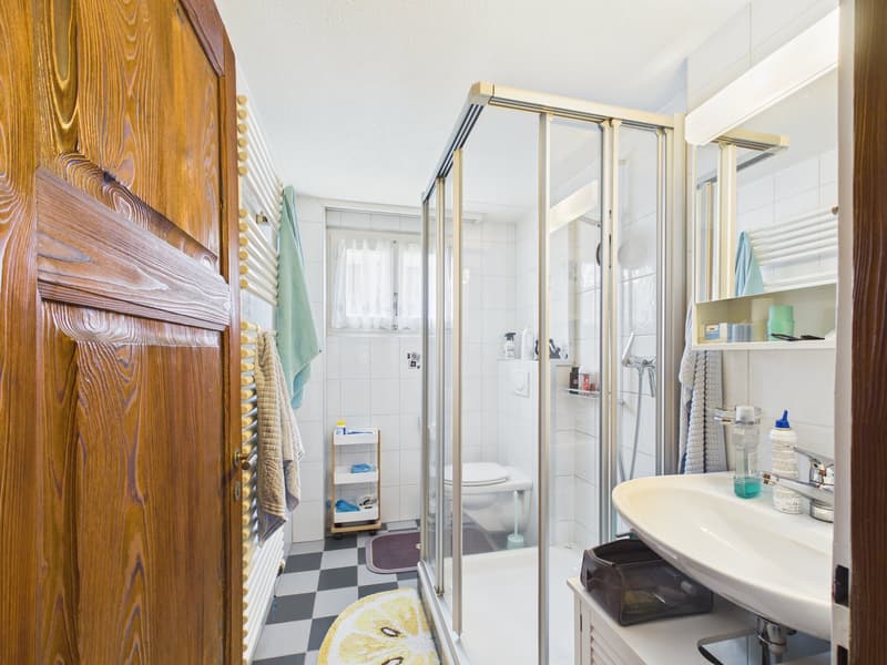 Maison à deux familles attrayante en centre-ville (10)