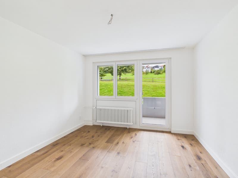 Helle 3.5-Zimmer-Wohnung mit Balkon und schöner Aussicht in Speicher AR (7)