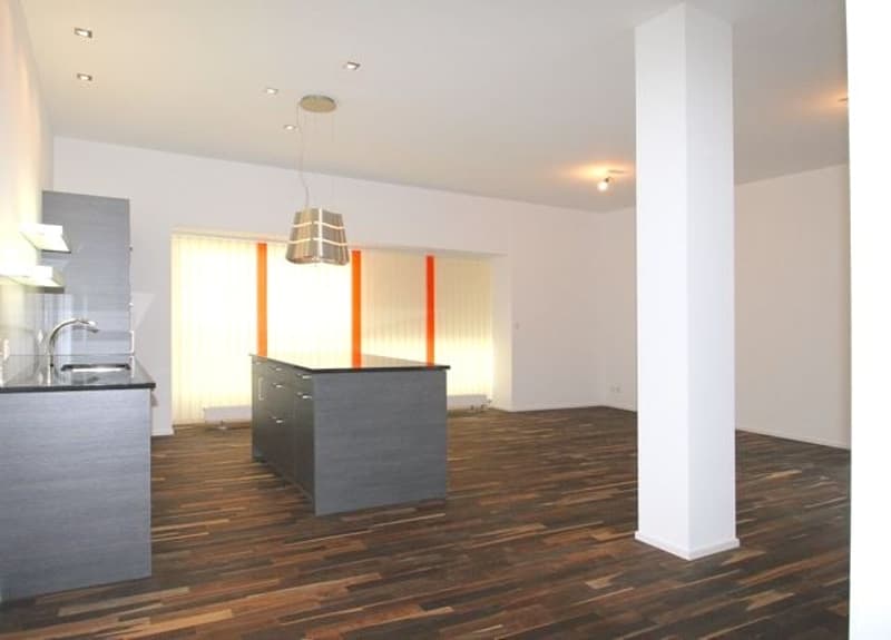 LOFT-Wohnung EG in Altstadthaus (2)