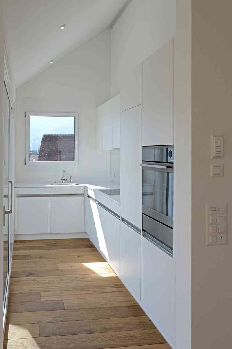 Sonnige Dachwohnung mit herrlicher Weitsicht (B1-3) (2)