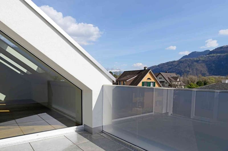 Sonnige Dachwohnung mit herrlicher Weitsicht (B1-3) (4)