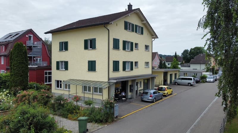Affascinante appartamento di 2,5 locali in una posizione tranquilla a Wil (4)