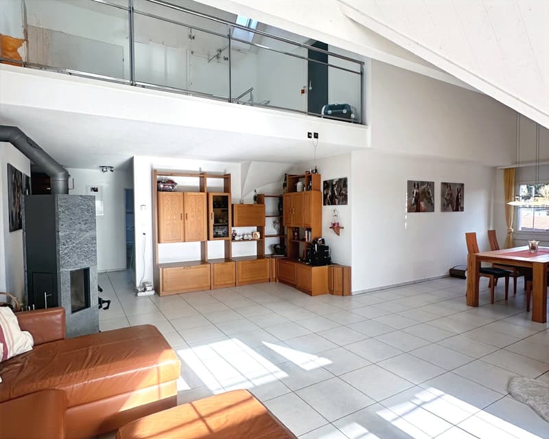 Appartement de maisonnette exclusif de 5,5 pièces avec panorama alpin à Hittnau (2)